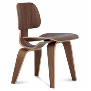 Μοντέρνα ξύλινη καρέκλα τραπεζαρίας από ξύλο δρυός ή αμερικάνικης καρυδιάς σε mid century modern σχέδιο